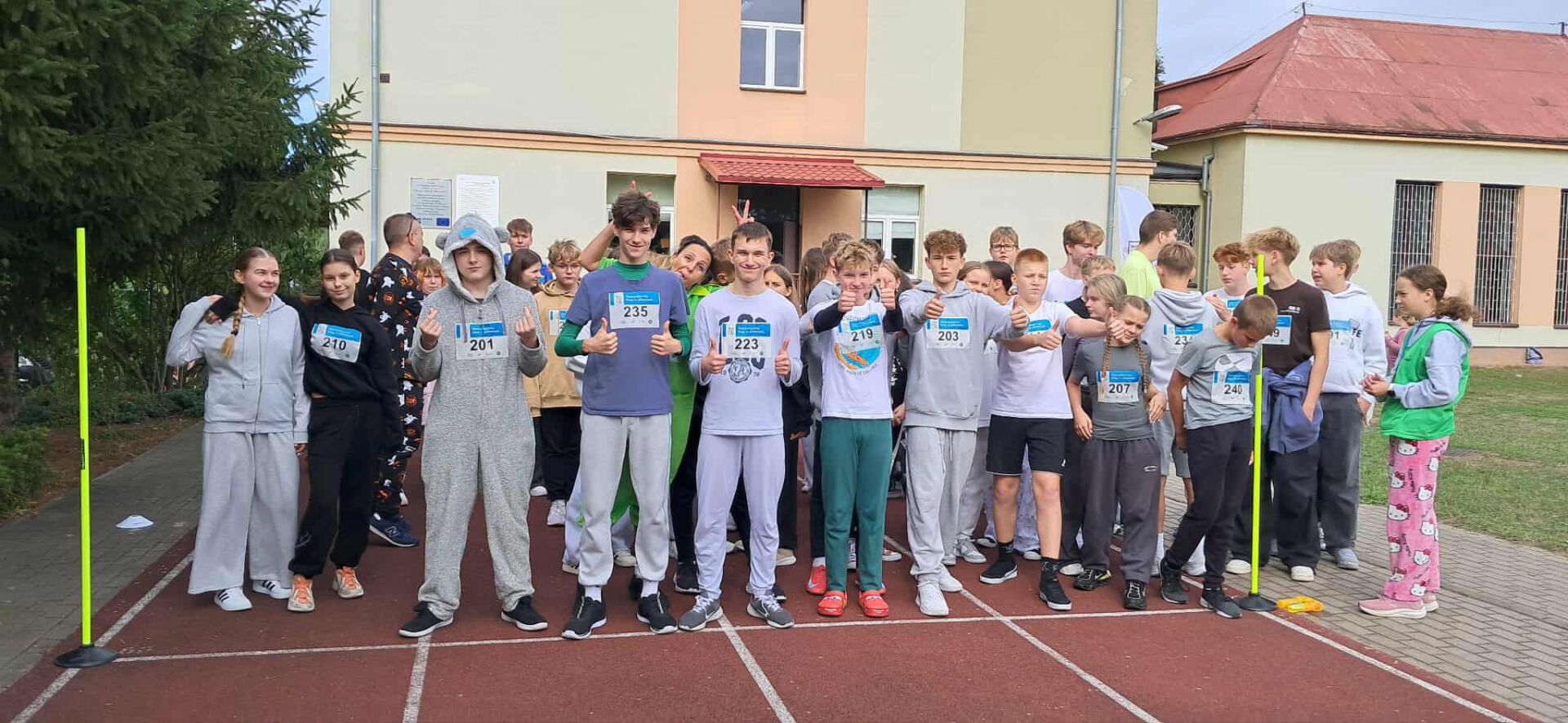 559818944_1295035939086502_4445540722448520694_n